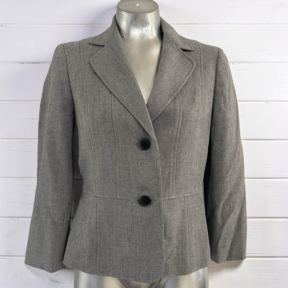 Nipon Boutique Classic Gray Blazer size 4